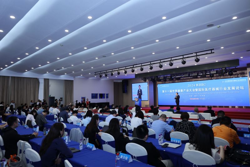 195A3082.jpg 195A3082.jpg